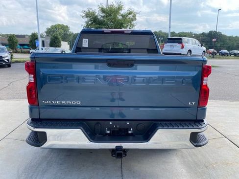 Used 2024 Chevrolet Silverado 1500 LT AWD/4WD image 4