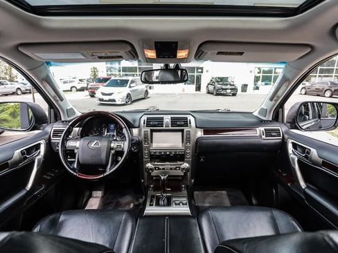 Used 2018 Lexus GX 460 Premium AWD/4WD image 41