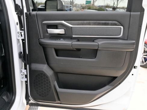 Used 2022 RAM 2500 Big Horn w/ Level C Equiment Group image 50