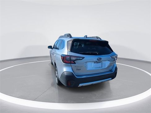 Used 2021 Subaru Outback Limited image 6