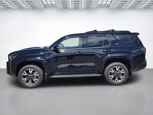 Used 2025 Toyota 4Runner TRD Sport AWD/4WD image 7