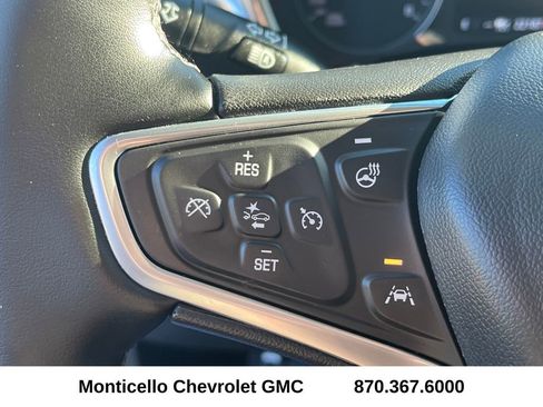 Used 2023 Chevrolet Equinox LT image 25