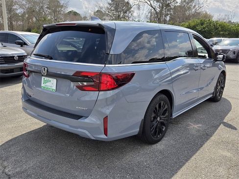 Used 2025 Honda Odyssey Sport-L image 13