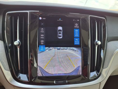 Certified 2023 Volvo S60 B5 Plus FWD image 27