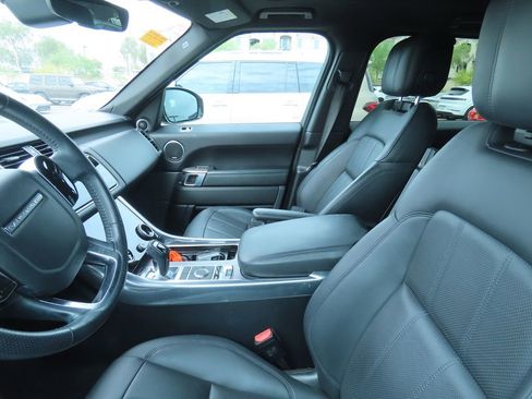 Used 2019 Land Rover Range Rover Sport HSE image 5