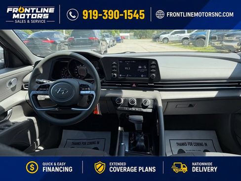 Used 2022 Hyundai Elantra SE FWD image 20