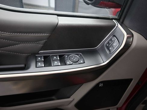 Used 2025 Ford F150 Platinum w/ Equipment Group 703A Plus image 18