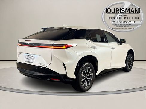 Certified 2023 Lexus RZ 450e Premium w/ Technology Package image 7