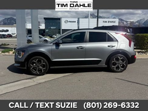 Used 2023 Kia Niro EX Touring FWD image 6