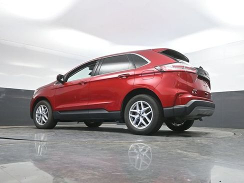 Used 2024 Ford Edge SEL AWD/4WD image 48