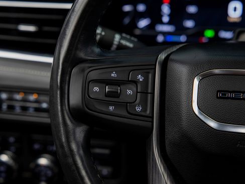 Used 2023 GMC Yukon XL Denali Ultimate image 44