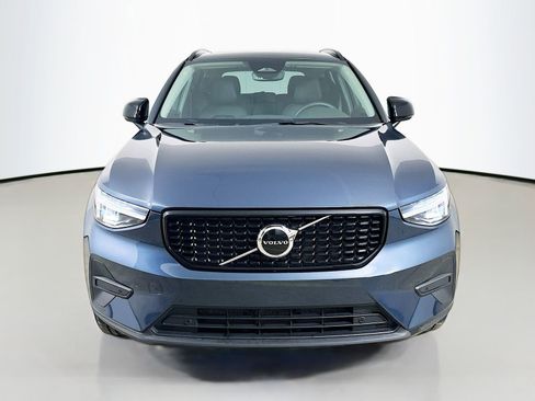 Used 2026 Volvo XC40 B5 Core w/ Protection Package Premier AWD/4WD image 2
