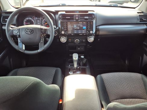 Used 2022 Toyota 4Runner TRD Off-Road image 9
