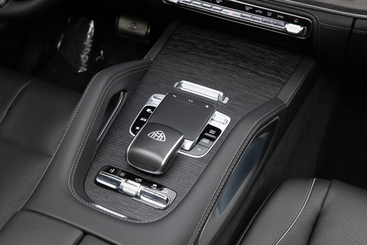 Used 2022 Mercedes-Benz Maybach GLS 600 4MATIC image 24