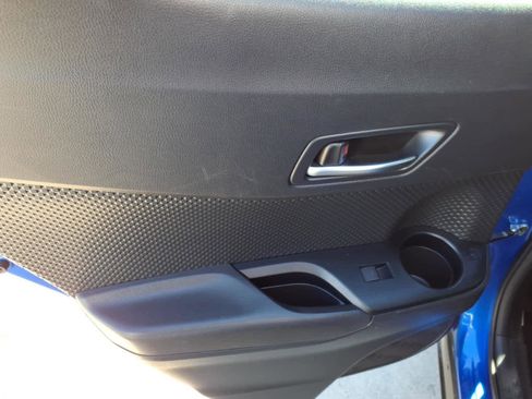 Used 2022 Toyota C-HR XLE image 22