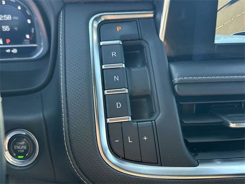 Certified 2023 Chevrolet Suburban Premier image 15