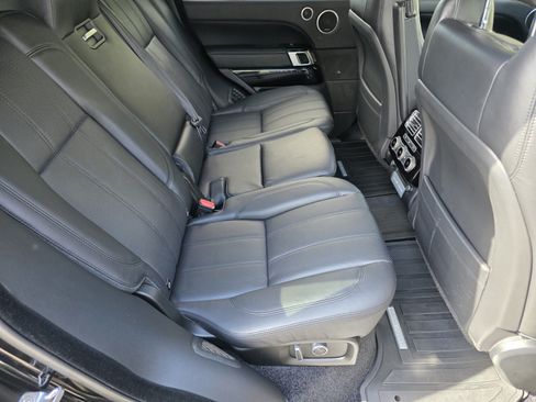 Used 2017 Land Rover Range Rover Supercharged AWD/4WD image 5