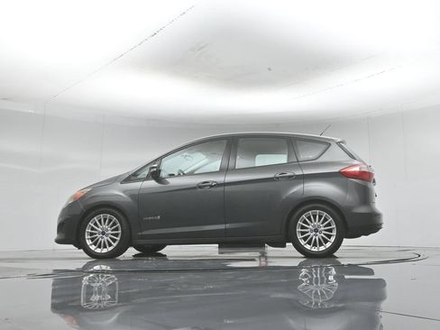Used 2016 Ford C-MAX SE w/ Equipment Group 201A FWD image 48