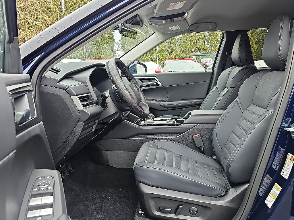 New 2026 Mitsubishi Outlander SE AWD/4WD image 10