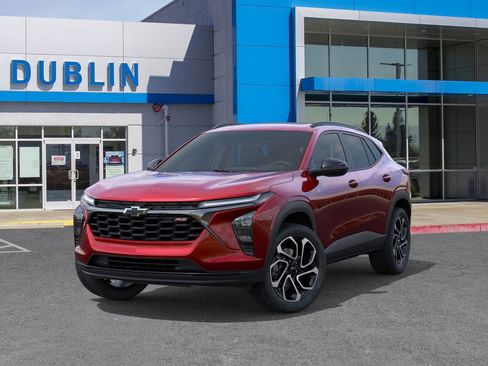 New 2026 Chevrolet Trax RS w/ Sunroof Package image 7