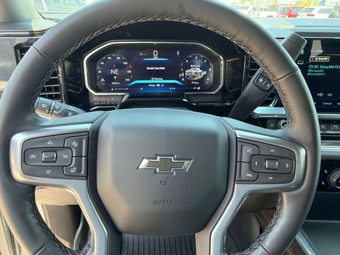 Used 2026 Chevrolet Silverado 2500 LT w/ Trail Boss Package AWD/4WD image 28