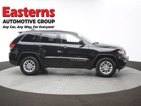 Used 2018 Jeep Grand Cherokee Laredo RWD image 46