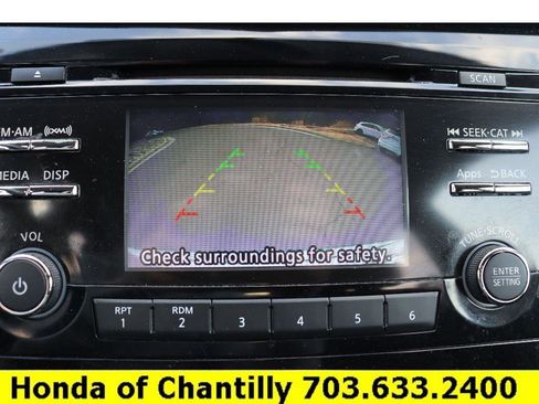 Used 2016 Nissan Rogue S w/ Appearance Package image 15