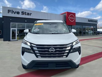 Used 2025 Nissan Rogue SV