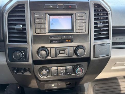 Used 2022 Ford F350 XL w/ Power Equipment Group image 26