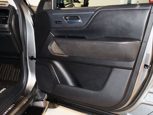 Used 2025 INFINITI QX80 Sensory AWD/4WD image 60