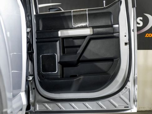 Used 2020 Ford F250 Lariat w/ Lariat Ultimate Package image 37