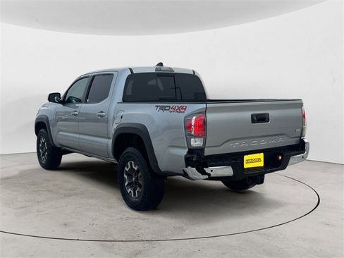 Used 2023 Toyota Tacoma TRD Off-Road image 3