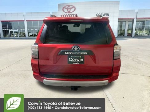 Used 2024 Toyota 4Runner TRD Off-Road Premium image 7