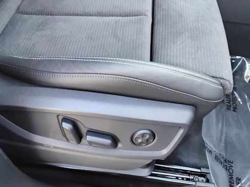 Certified 2024 Audi Q5 e Premium Plus w/ Premium Plus Package image 26