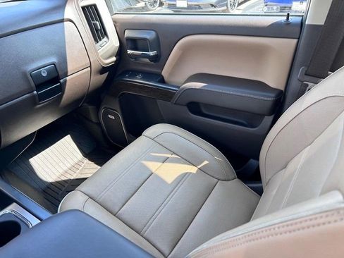 Used 2018 GMC Sierra 1500 Denali w/ Denali Ultimate Package image 16