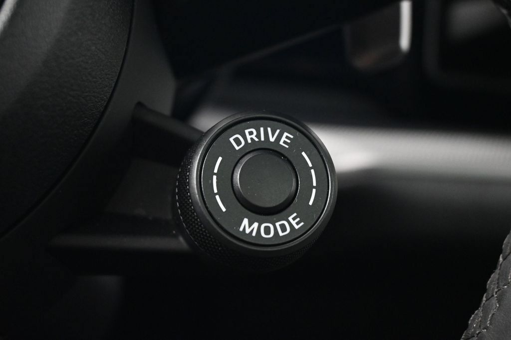 Certified 2026 Porsche Cayenne Coupe AWD/4WD image 26