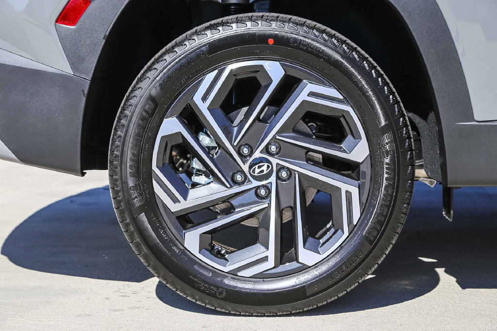 New 2026 Hyundai Tucson Limited AWD/4WD image 11