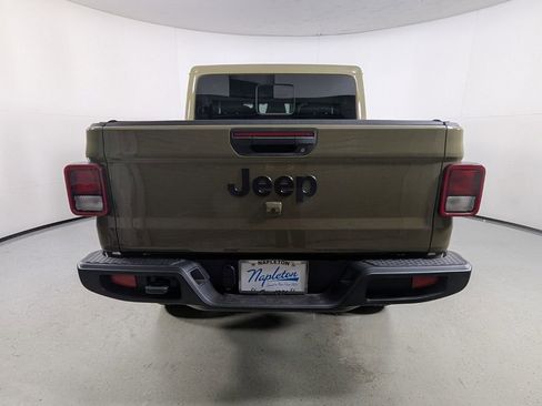 New 2026 Jeep Gladiator Sport image 7