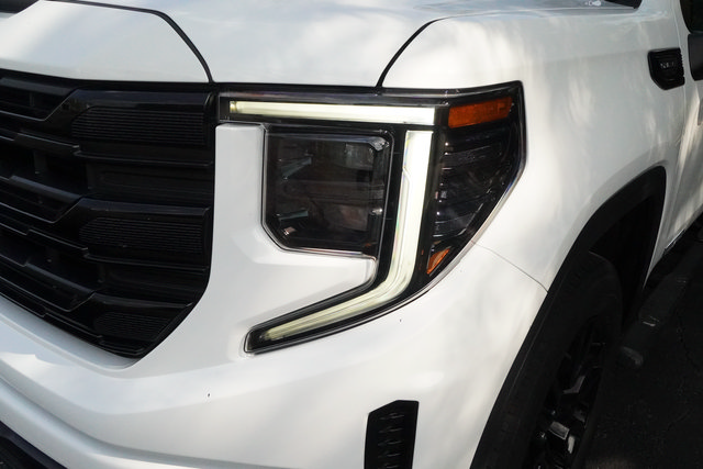 Used 2024 GMC Sierra 1500 Elevation AWD/4WD image 33