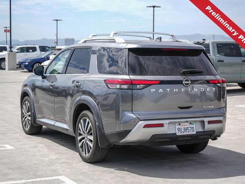 Used 2022 Nissan Pathfinder Platinum w/ Lighting Package (N92) FWD image 8