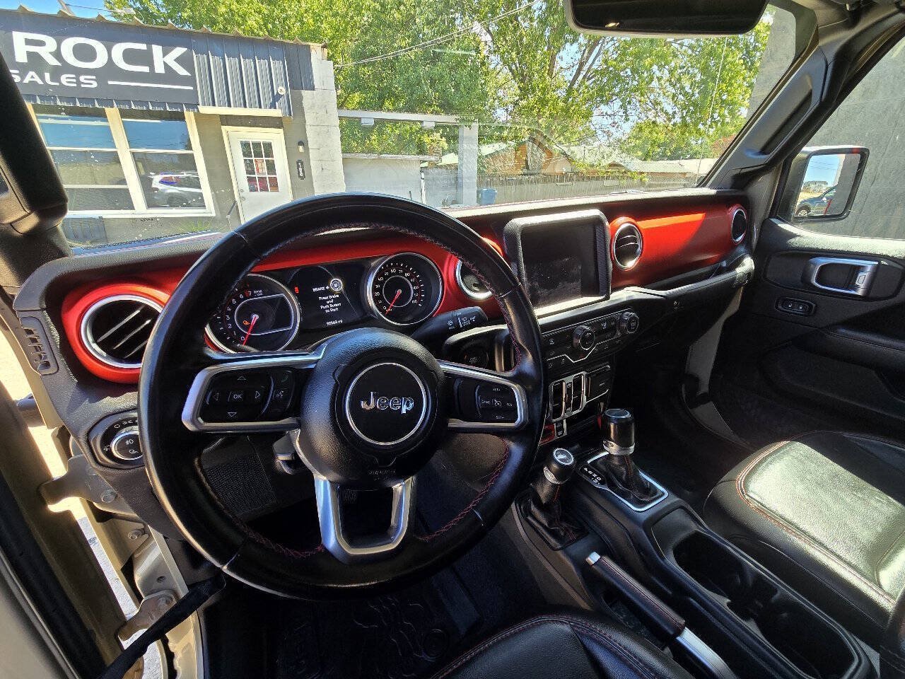 Used 2020 Jeep Gladiator Rubicon AWD/4WD image 12