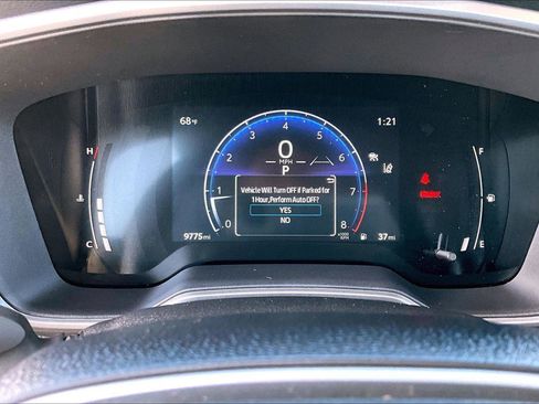 Certified 2024 Toyota Corolla Cross XLE image 19