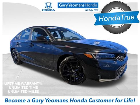 Used 2025 Honda Civic Sport image 1