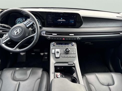 Used 2024 Hyundai Palisade Limited image 16