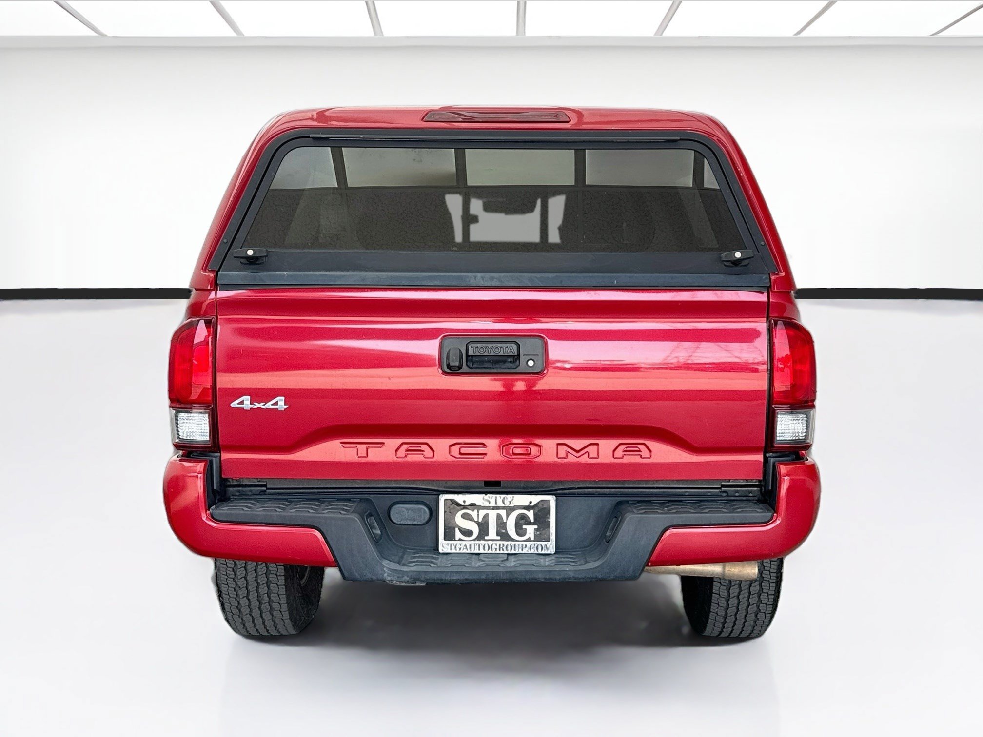 Used 2019 Toyota Tacoma SR AWD/4WD image 5