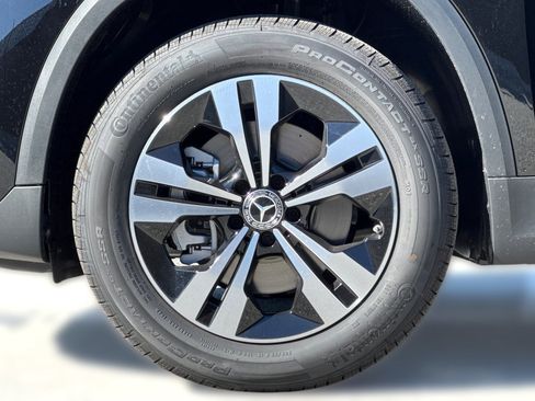 New 2026 Mercedes-Benz GLA 250 image 11