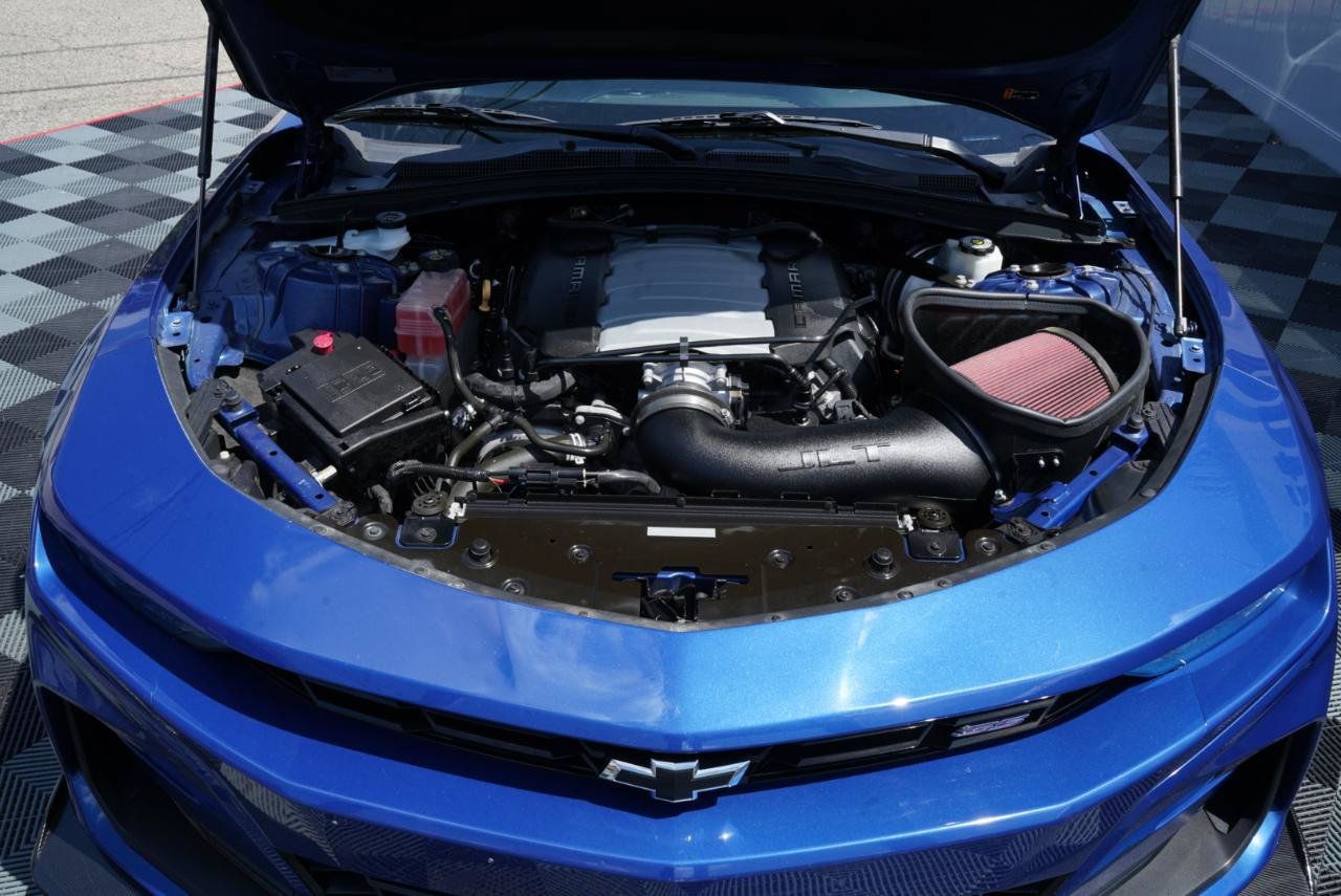 Used 2020 Chevrolet Camaro SS RWD image 66