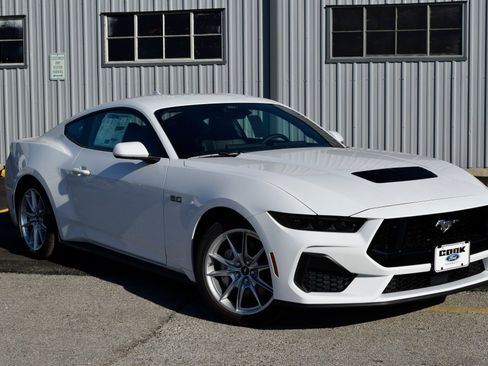 New 2026 Ford Mustang GT Premium image 3