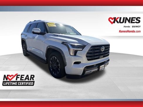 Used 2025 Toyota Sequoia Limited w/ Tow Technology Package AWD/4WD image 1