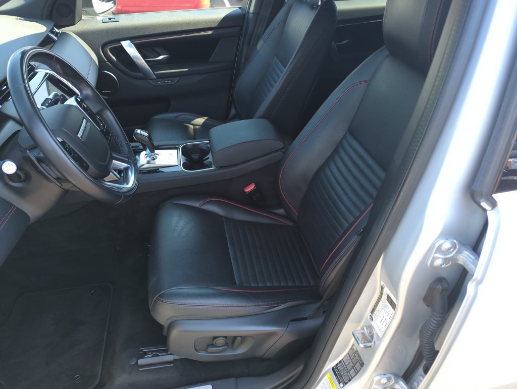 Used 2020 Land Rover Discovery Sport SE R-Dynamic AWD/4WD image 12